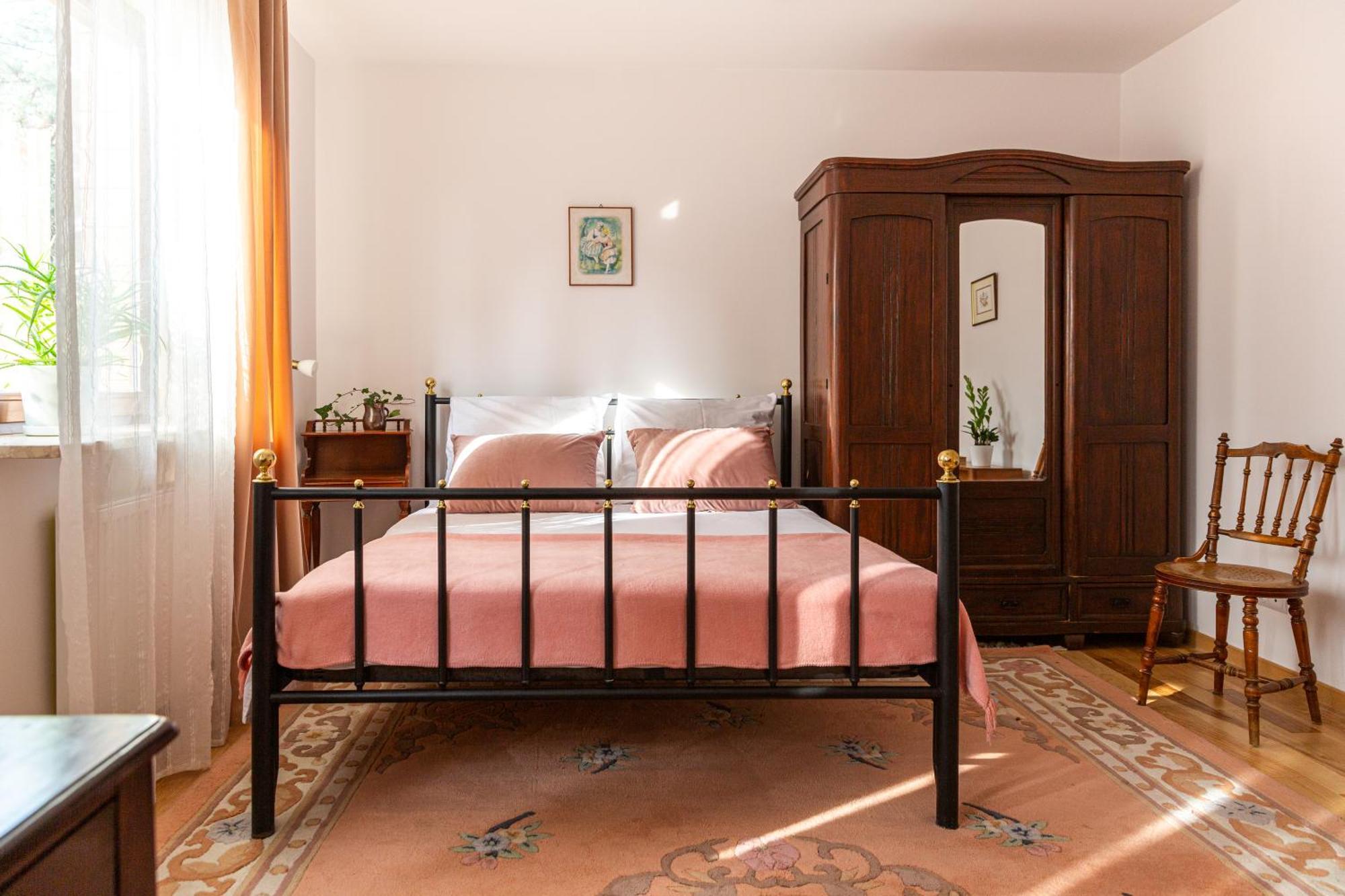 Pink Rose Suite Jozefow (Masovia) Exterior foto